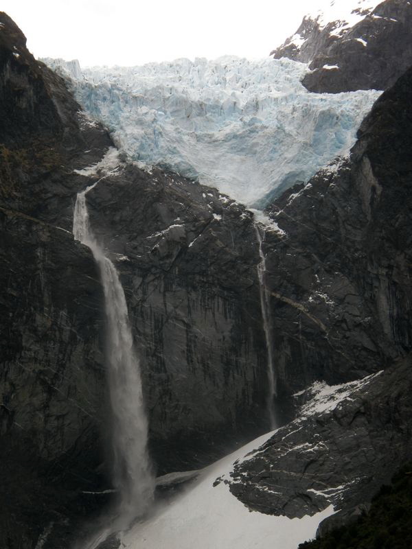 Gletscher im Regenwald