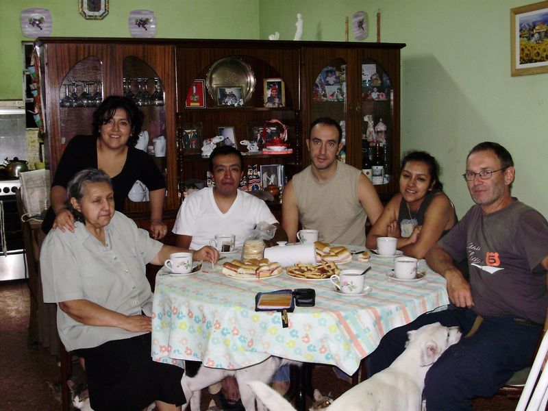 Ramon und seine Familie beherbergen uns in Ihrer Casa de Ciclista in Salta.