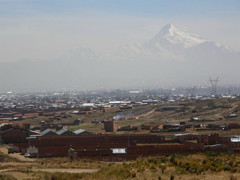 El Alto (Das Hohe) ist die in der Höhe liegende Nachbarstadt von La Paz. 