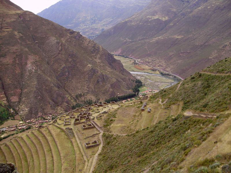 Blick auf das Heilige Tal der Inkas am Rio Urubamba